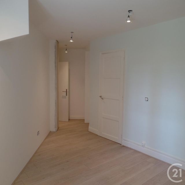 Appartement F2 &agrave; louer - 2 pi&egrave;ces - 37 m2 - Villeurbanne - 69 - RHONE-ALPES