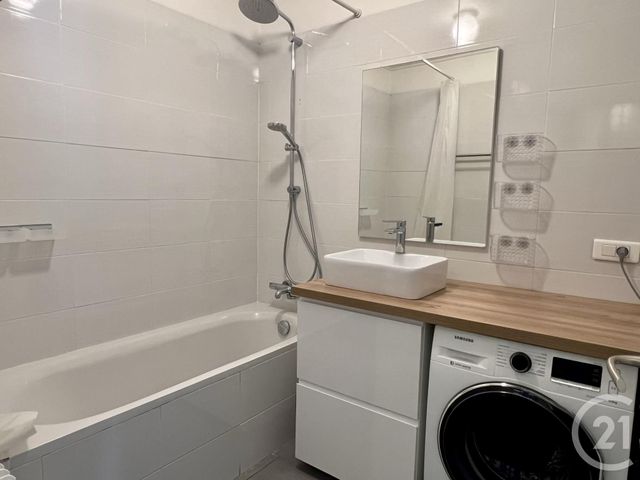 Appartement F3 &agrave; louer - 3 pi&egrave;ces - 67,06 m2 - Lyon - 69003 - RHONE-ALPES