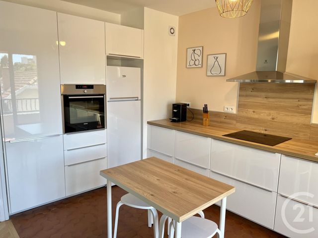 Appartement F3 &agrave; louer - 3 pi&egrave;ces - 67,06 m2 - Lyon - 69003 - RHONE-ALPES