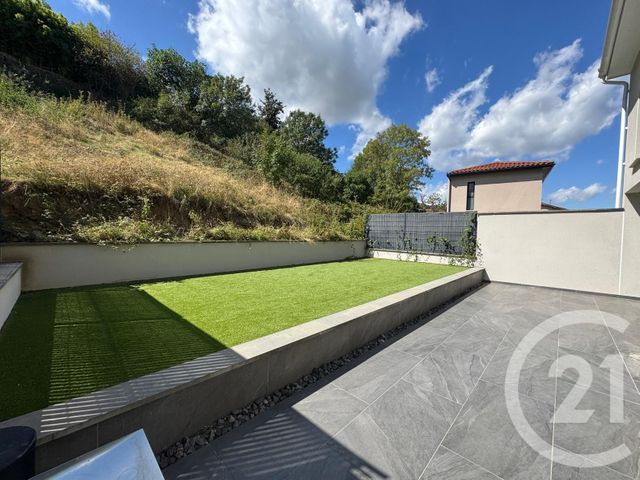 Maison &agrave; louer - 5 pi&egrave;ces - 111,60 m2 - Loire Sur Rhone - 69 - RHONE-ALPES