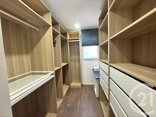 Maison &agrave; louer - 5 pi&egrave;ces - 111,60 m2 - Loire Sur Rhone - 69 - RHONE-ALPES