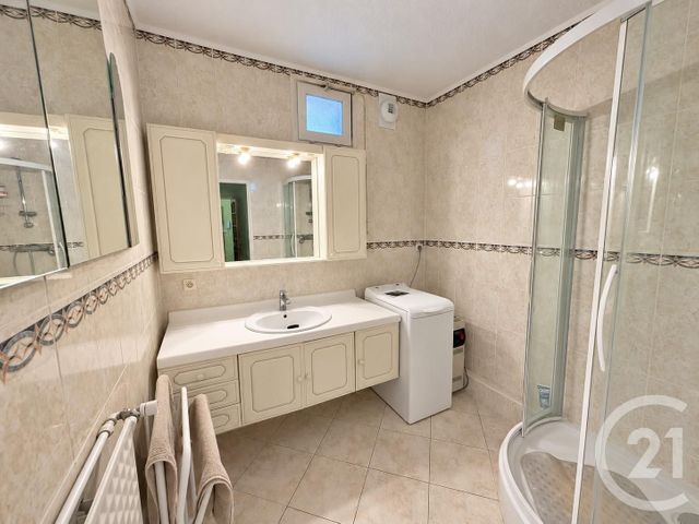 Appartement T3 &agrave; vendre - 3 pi&egrave;ces - 69,12 m2 - La Mulatiere - 69 - RHONE-ALPES