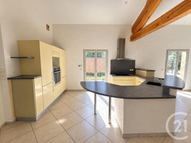Maison &agrave; louer - 3 pi&egrave;ces - 116,90 m2 - Pierre Benite - 69 - RHONE-ALPES