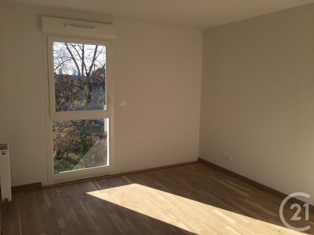 Appartement F4 &agrave; louer - 4 pi&egrave;ces - 79,39 m2 - Bron - 69 - RHONE-ALPES