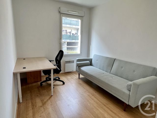 Appartement T3 &agrave; louer - 3 pi&egrave;ces - 63,20 m2 - Villeurbanne - 69 - RHONE-ALPES