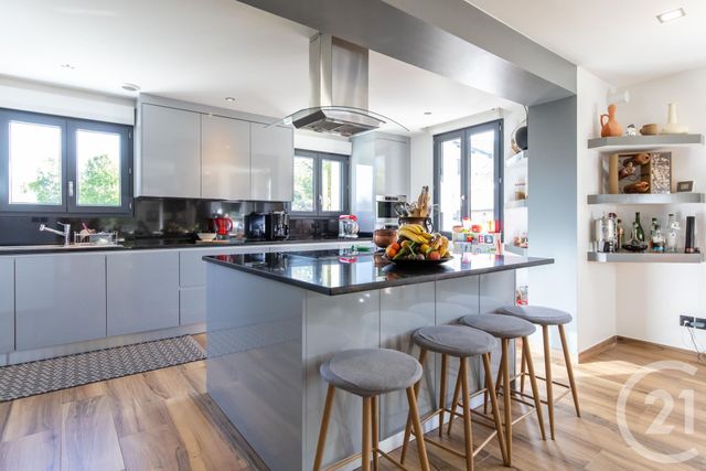 Maison à vendre - 9 pièces - 232,17 m2 - Savigneux - 01 - RHONE-ALPES