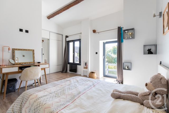 Maison à vendre - 9 pièces - 232,17 m2 - Savigneux - 01 - RHONE-ALPES