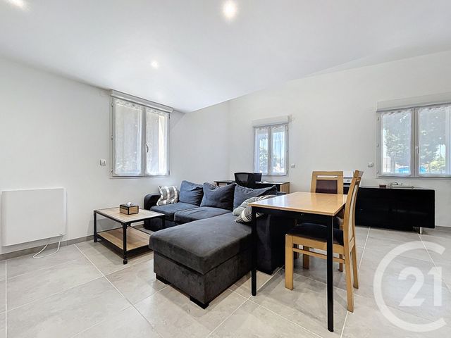 Appartement Duplex à vendre - 2 pièces - 54,14 m2 - Nangis - 77 - ILE-DE-FRANCE