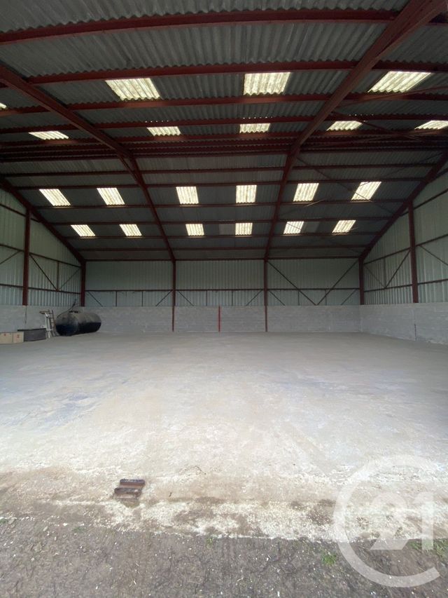 Parking à louer - 336 m2 - Coulommiers - 77 - ILE-DE-FRANCE