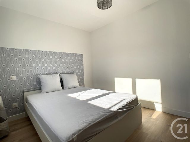 Appartement F3 &agrave; louer - 3 pi&egrave;ces - 60,73 m2 - Nangis - 77 - ILE-DE-FRANCE