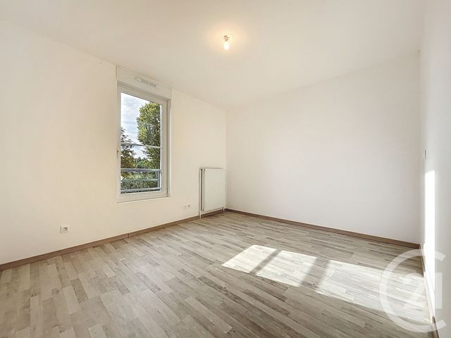 Appartement F3 &agrave; louer - 3 pi&egrave;ces - 60,97 m2 - Nangis - 77 - ILE-DE-FRANCE