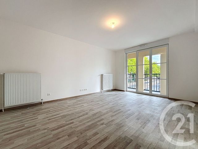 Appartement F3 &agrave; louer - 3 pi&egrave;ces - 60,97 m2 - Nangis - 77 - ILE-DE-FRANCE