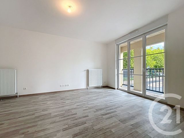 Appartement F3 &agrave; louer - 3 pi&egrave;ces - 60,97 m2 - Nangis - 77 - ILE-DE-FRANCE
