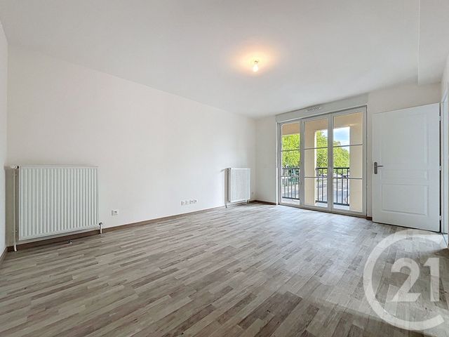 Appartement F3 &agrave; louer - 3 pi&egrave;ces - 60,97 m2 - Nangis - 77 - ILE-DE-FRANCE