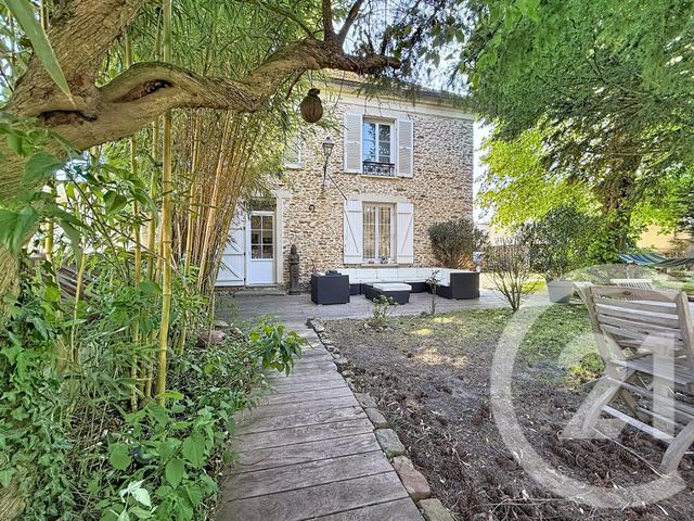 Maison &agrave; vendre - 7 pi&egrave;ces - 243,70 m2 - Fontenailles - 77 - ILE-DE-FRANCE