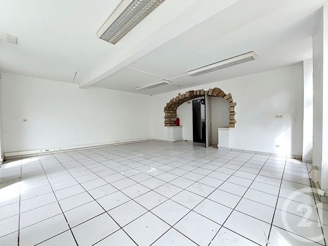 Local commercial à vendre - 74.82 m2 - 77 - Seine-et-Marne