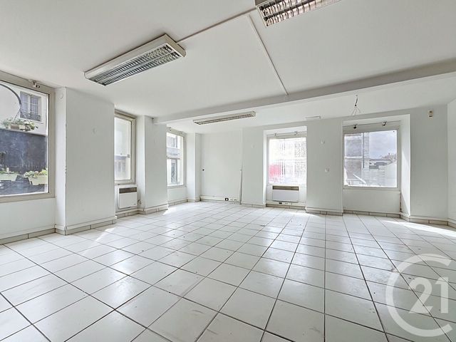 Local commercial à vendre - 74.82 m2 - 77 - Seine-et-Marne