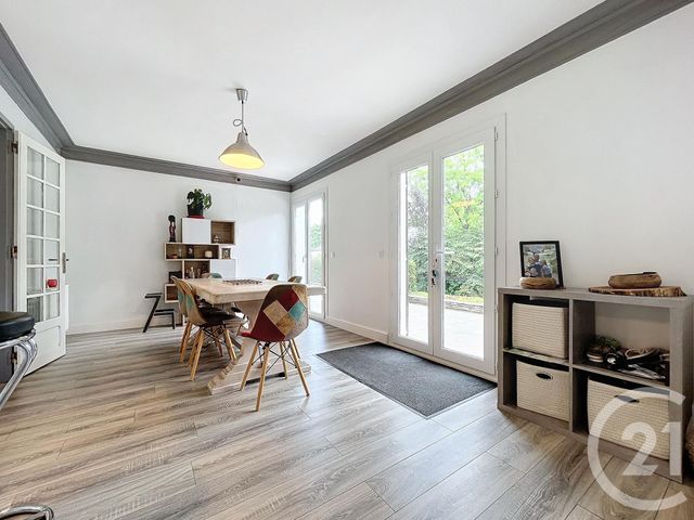 Maison &agrave; louer - 5 pi&egrave;ces - 97,43 m2 - Donnemarie Dontilly - 77 - ILE-DE-FRANCE