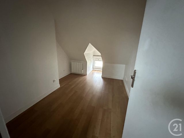 Appartement T4 à vendre - 4 pièces - 126,75 m2 - Guerigny - 58 - BOURGOGNE