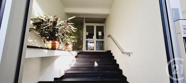 Appartement F3 &agrave; louer - 3 pi&egrave;ces - 76,11 m2 - Nevers - 58 - BOURGOGNE