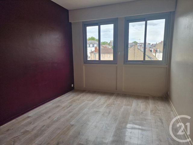 Appartement F3 &agrave; louer - 3 pi&egrave;ces - 76,11 m2 - Nevers - 58 - BOURGOGNE