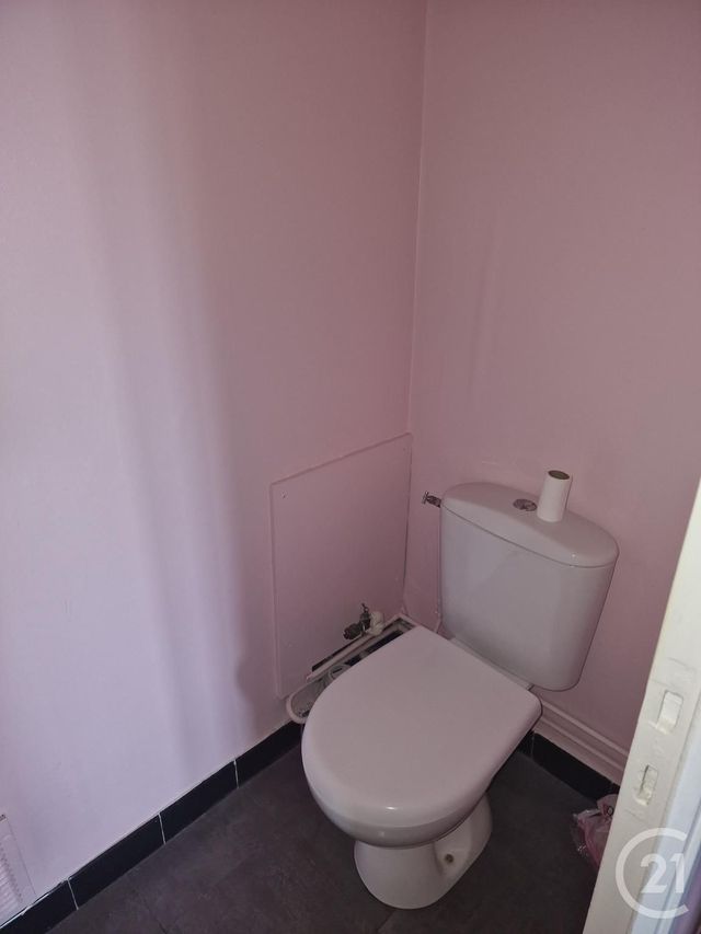 Appartement F3 &agrave; louer - 3 pi&egrave;ces - 76,11 m2 - Nevers - 58 - BOURGOGNE