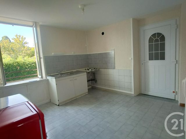 Appartement &agrave; louer - 2 pi&egrave;ces - 35,96 m2 - Imphy - 58 - BOURGOGNE
