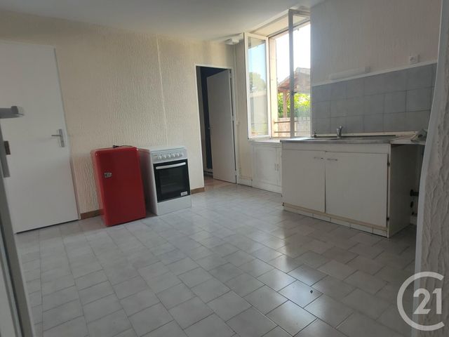 Appartement &agrave; louer - 2 pi&egrave;ces - 35,96 m2 - Imphy - 58 - BOURGOGNE