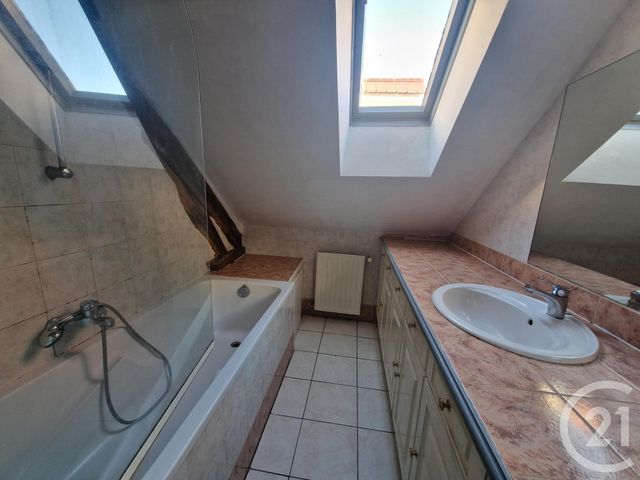 Appartement F4 à louer - 4 pièces - 72,63 m2 - Nevers - 58 - BOURGOGNE