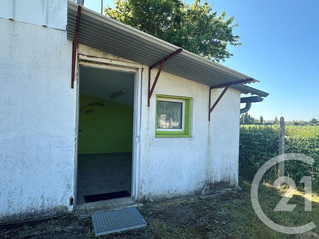 Local commercial à louer - 220.0 m2 - 18 - Cher