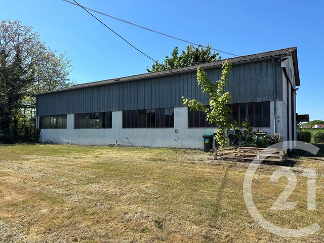 Local commercial à louer - 220.0 m2 - 18 - Cher