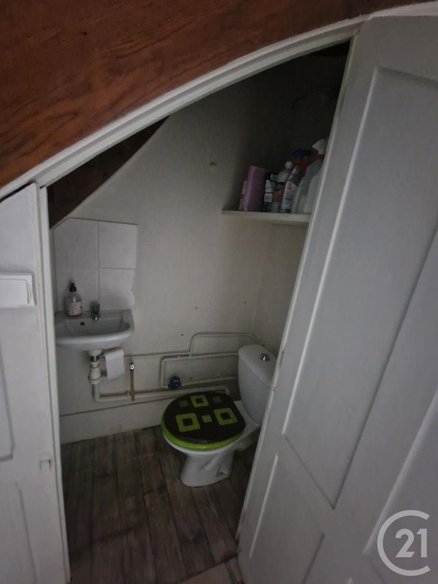 Local commercial à louer - 47.0 m2 - 18 - Cher