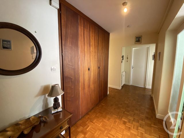 Appartement T3 à vendre - 3 pièces - 75,01 m2 - Nevers - 58 - BOURGOGNE