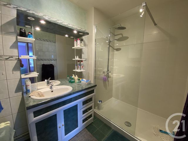 Appartement T3 à vendre - 3 pièces - 75,01 m2 - Nevers - 58 - BOURGOGNE