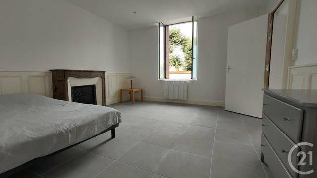 Appartement F1 à louer - 1 pièce - 37,72 m2 - Sancoins - 18 - CENTRE