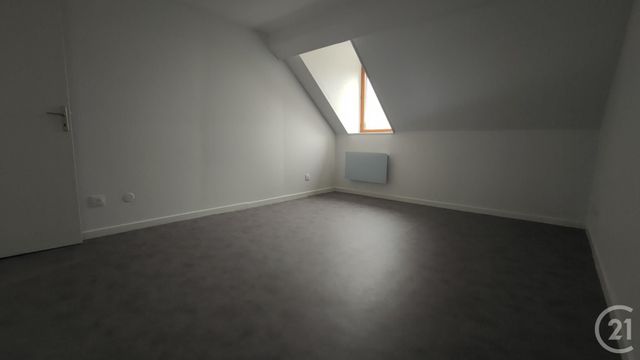 Appartement &agrave; louer - 2 pi&egrave;ces - 42 m2 - Sancoins - 18 - CENTRE