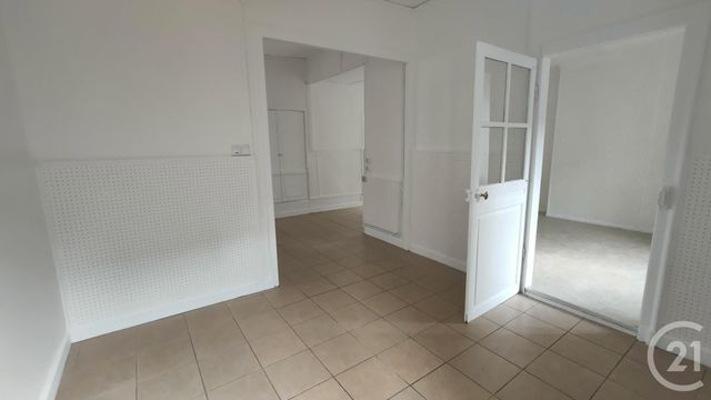Local commercial à louer - 70.0 m2 - 03 - Allier