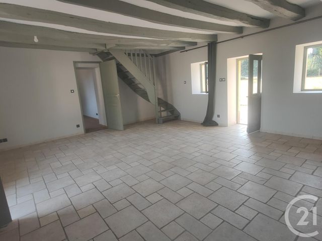 Maison &agrave; louer - 4 pi&egrave;ces - 150 m2 - Lurcy Levis - 03 - AUVERGNE