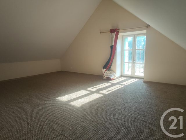Maison &agrave; louer - 4 pi&egrave;ces - 150 m2 - Lurcy Levis - 03 - AUVERGNE