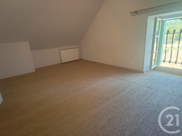 Maison &agrave; louer - 4 pi&egrave;ces - 150 m2 - Lurcy Levis - 03 - AUVERGNE