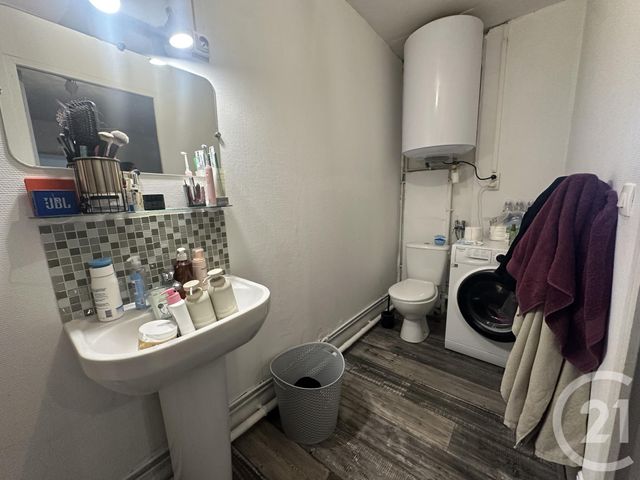 Appartement F3 &agrave; louer - 3 pi&egrave;ces - 61,20 m2 - Fourchambault - 58 - BOURGOGNE