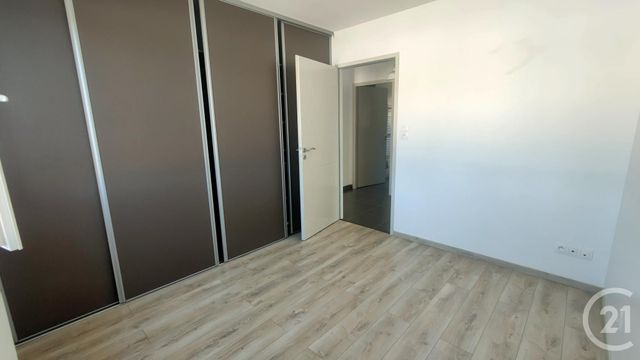 Maison &agrave; louer - 4 pi&egrave;ces - 99,59 m2 - Varennes Vauzelles - 58 - BOURGOGNE