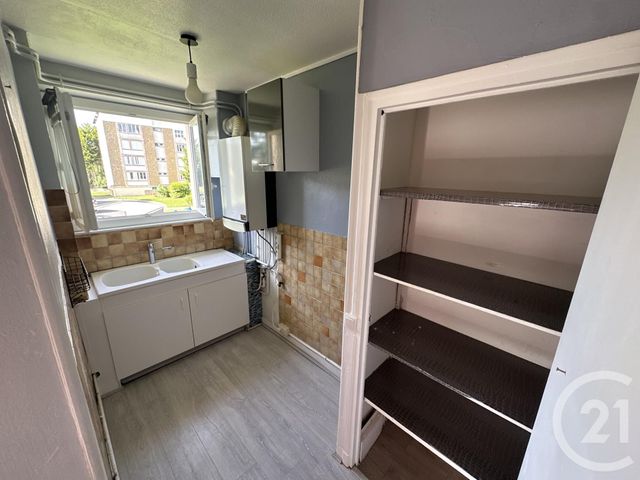 Appartement F3 &agrave; louer - 3 pi&egrave;ces - 47,20 m2 - Garchizy - 58 - BOURGOGNE
