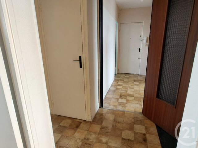 Appartement F3 &agrave; louer - 3 pi&egrave;ces - 65,43 m2 - Nevers - 58 - BOURGOGNE