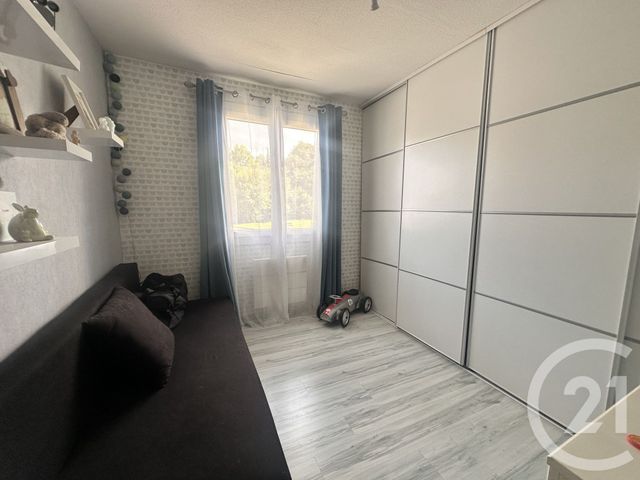 Maison &agrave; vendre - 5 pi&egrave;ces - 96 m2 - Cours Les Barres - 18 - CENTRE