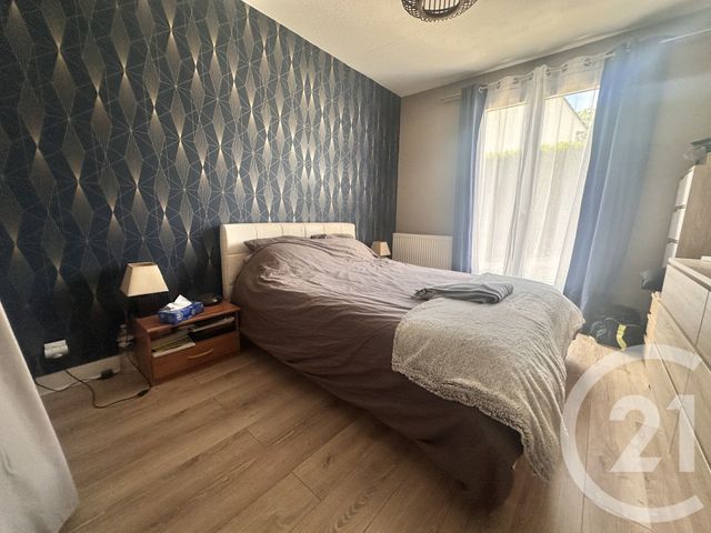 Maison &agrave; vendre - 5 pi&egrave;ces - 96 m2 - Cours Les Barres - 18 - CENTRE