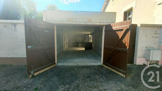 Maison &agrave; louer - 3 pi&egrave;ces - 90,82 m2 - Varennes Vauzelles - 58 - BOURGOGNE
