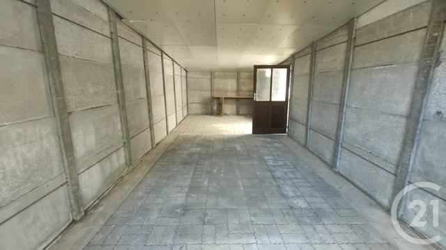 Maison &agrave; louer - 3 pi&egrave;ces - 90,82 m2 - Varennes Vauzelles - 58 - BOURGOGNE