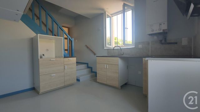 Maison &agrave; louer - 3 pi&egrave;ces - 90,82 m2 - Varennes Vauzelles - 58 - BOURGOGNE