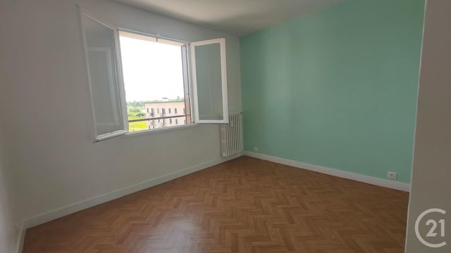 Appartement F4 &agrave; louer - 4 pi&egrave;ces - 73,44 m2 - Decize - 58 - BOURGOGNE